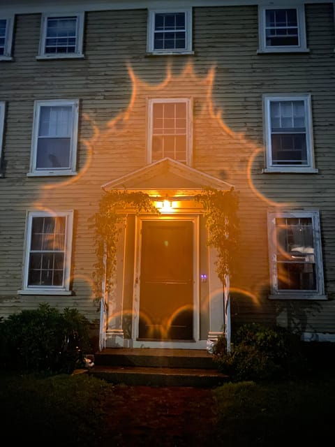 salem-specters-and-apparitions-ghost-hunting-tour