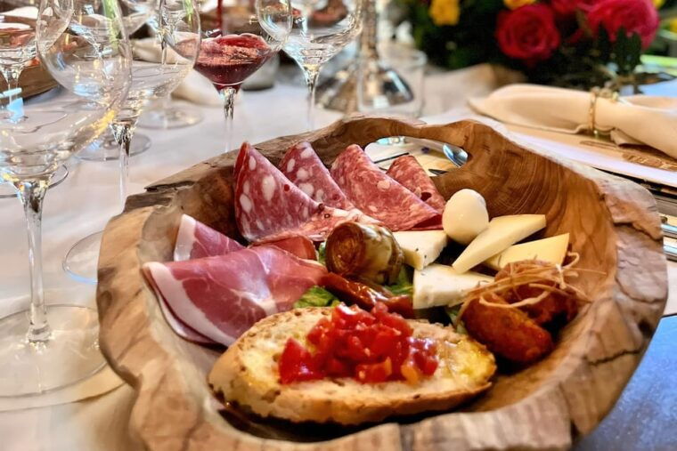 san-gimignano-helicopter-wine-tour-in-chianti-region