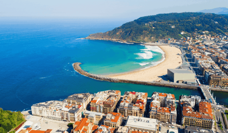san-sebastian-complete-private-walking-tour-monte-igeldo