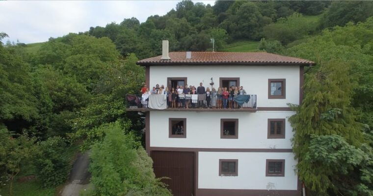 san-sebastian-surf-party-hostel