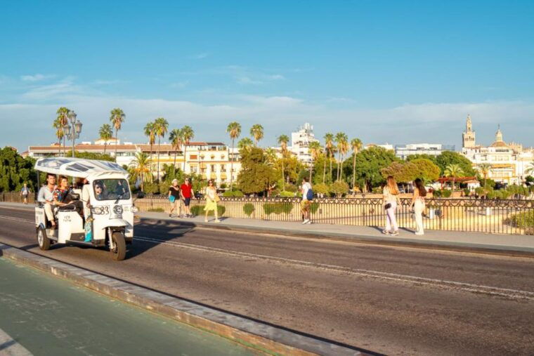 seville-private-city-tour-by-eco-tuk-tuk