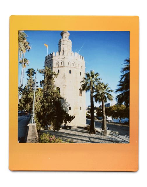 sevillepolaroid-instant-photo-session-walk