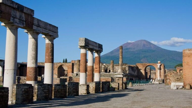 sorrento-pompeii-and-vesuvius-day-trip-with-entry-and-lunch