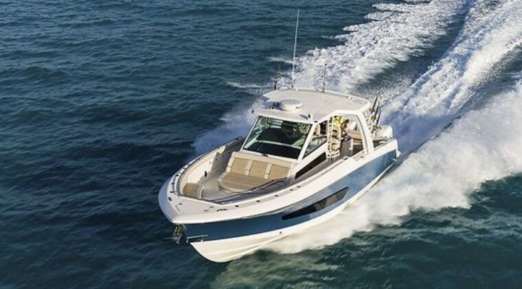 south-maui-maalaea-guided-luxury-snorkel-cruise