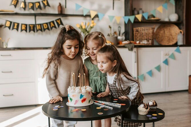 the-great-pensacola-birthday-party-tour-scavenger-hunt