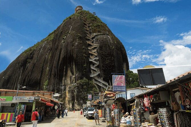 tour-to-guatape-from-medellin-shared-tour