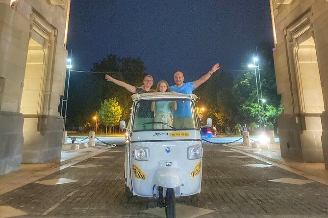 tuk-tuk-best-of-bucharest-tour-spectukular