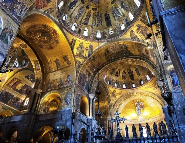 venice-st-marks-basilica-and-gondola-combo-tour