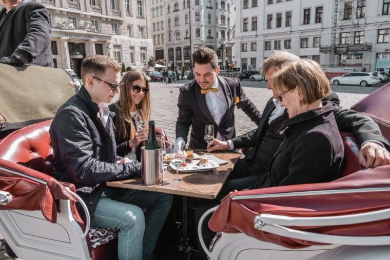 vienna-culinary-horse-drawn-carriage-experience