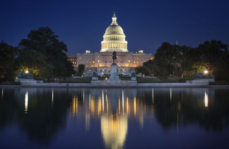 washington-dc-small-group-3-hour-night-tour