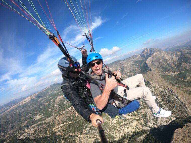 alicante-and-santa-pola-tandem-paragliding-flight