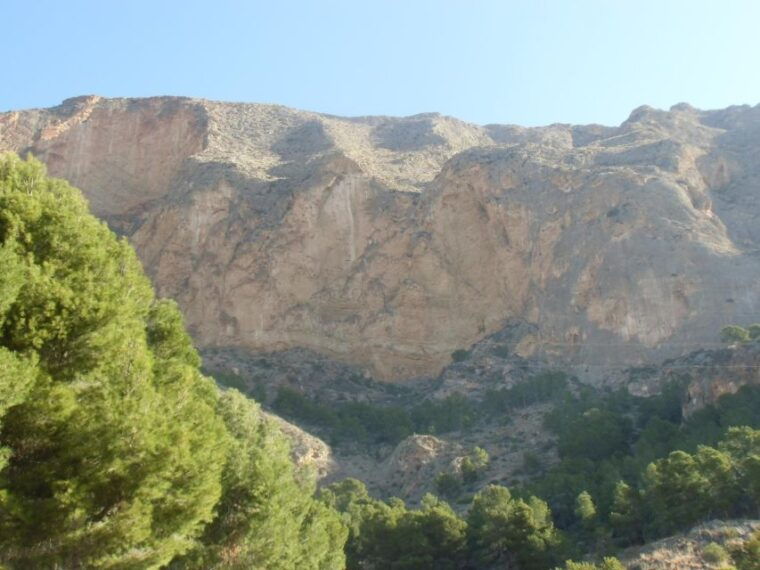 alicante-via-ferrata-hike-in-redovan