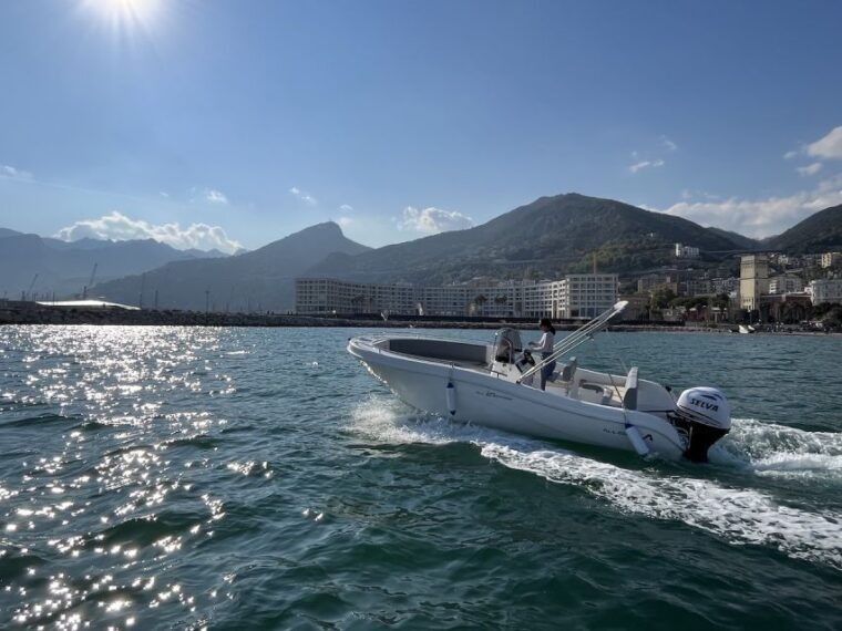 amalfi-coast-tour-with-skipper-from-salerno-to-positano