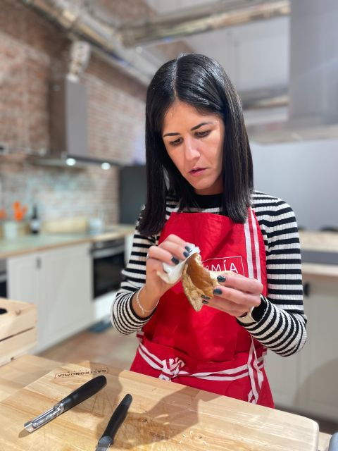 bilbao-traditional-basque-cooking-class-with-wine-tasting