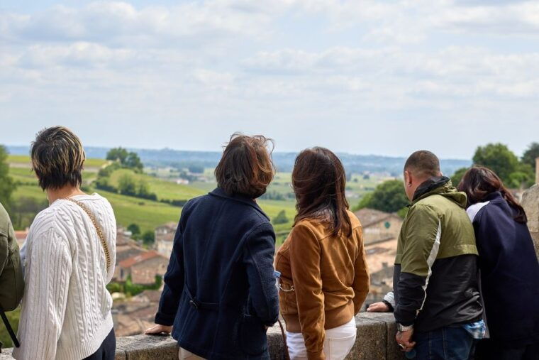 bordeaux-saint-emilion-and-medoc-full-day-wine-experience