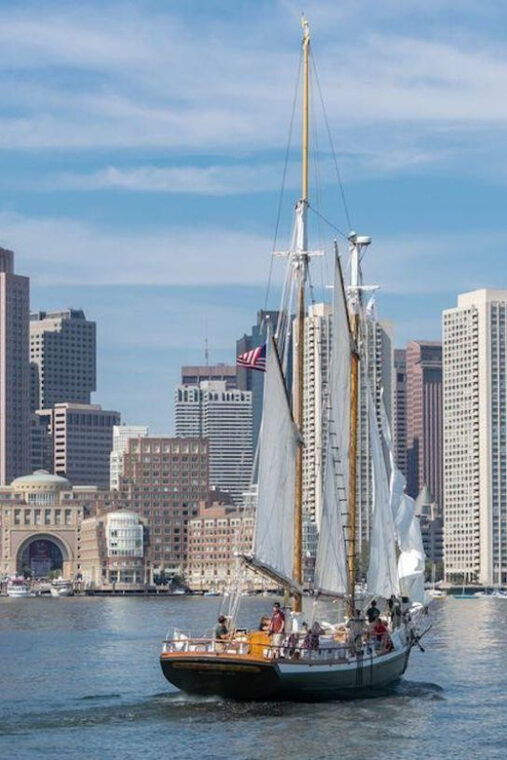 boston-tall-ship-harbor-sail-with-weekend-brunch-option