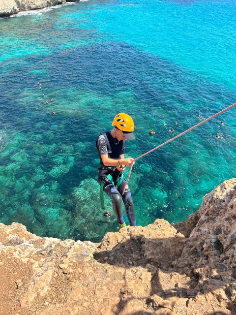 cala-romantica-water-cave-adventure-in-cave-es-coloms