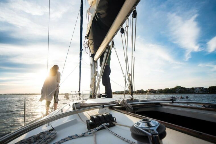 charleston-private-byob-luxury-sailing-cruise