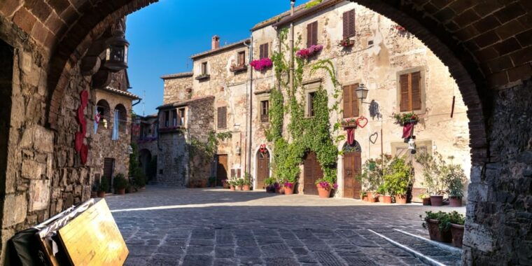 civitavecchia-tuscany-full-day-guided-trip-w-wine-tasting