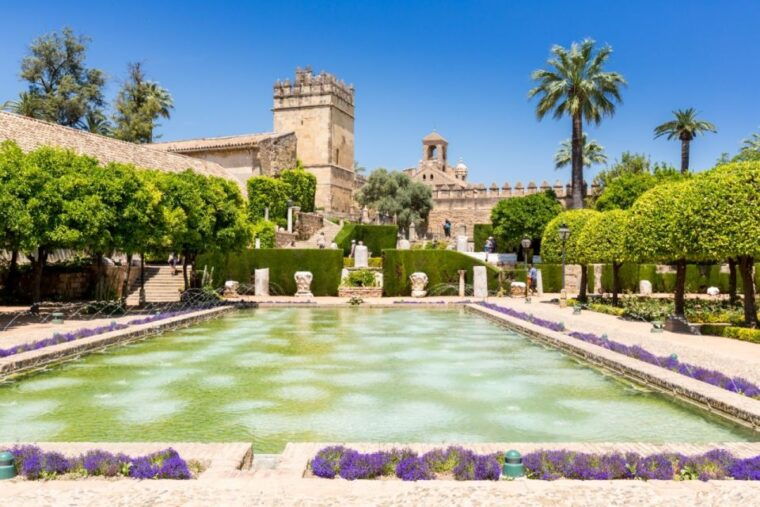 cordoba-alcazar-and-jewish-quarter-2-hour-guided-tour