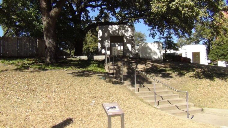 dallas-jfk-assassination-highlights-walking-tour