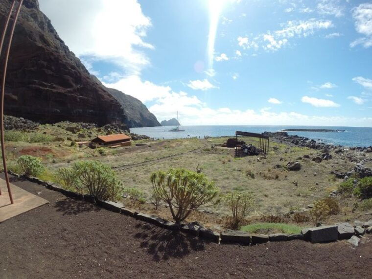 desertas-islands-full-day-catamaran-trip-from-funchal