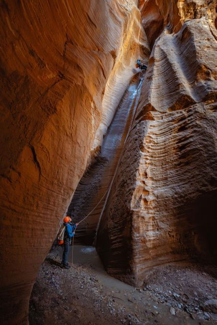east-zion-stone-hollow-full-day-canyoneering-tour
