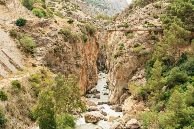 el-chorro-caminito-del-rey-guided-tour-with-shuttle-bus