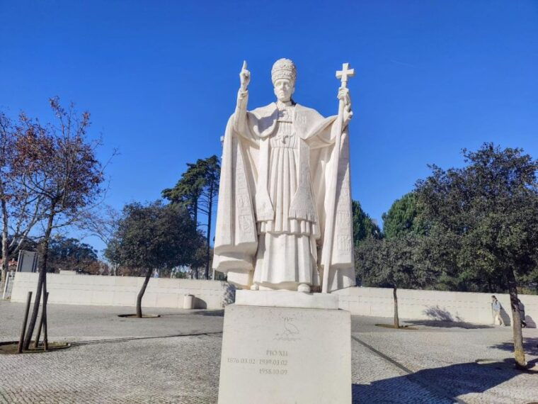 fatima-private-tour-shrine-sacred-path-shepherds-house