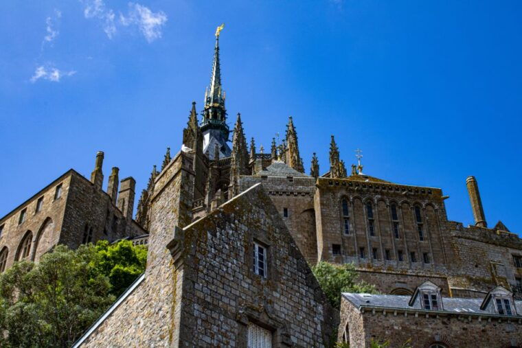 from-bayeux-full-day-mont-saint-michel-tour