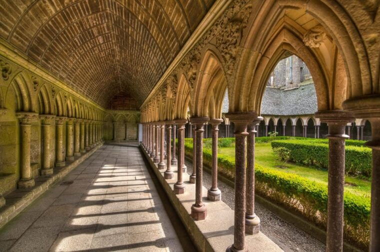 from-le-havre-mont-st-michel-private-excursion