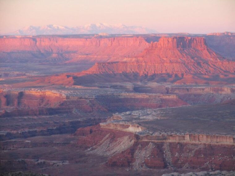 from-moab-canyonlands-4x4-drive-and-colorado-river-rafting