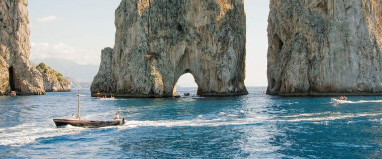 from-naples-complete-capri-guided-boat-and-bus-tour