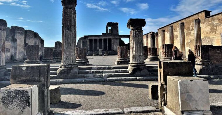 from-positano-pompeii-vesuvius-tour-small-group