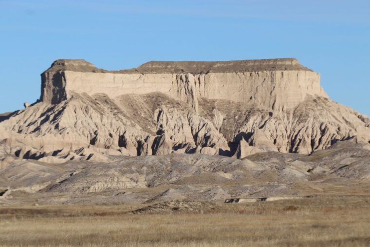 from-rapid-city-epic-badlands-tour-and-legendary-wall-drug
