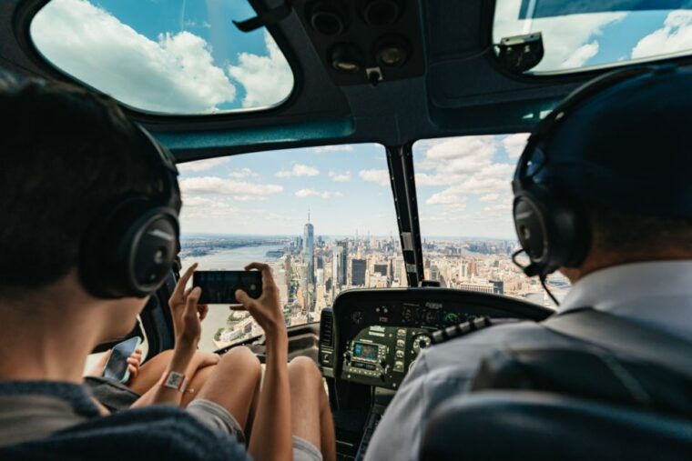 from-westchester-private-nyc-helicopter-tour-for-2-6-people