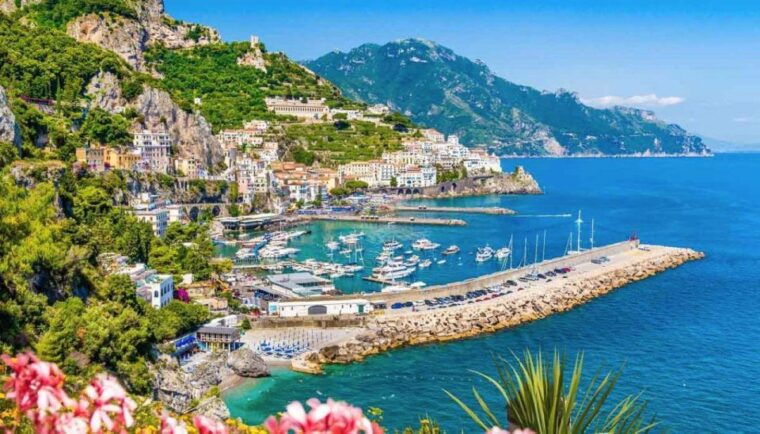 full-day-private-boat-tour-of-amalfi-coast-from-positano-3
