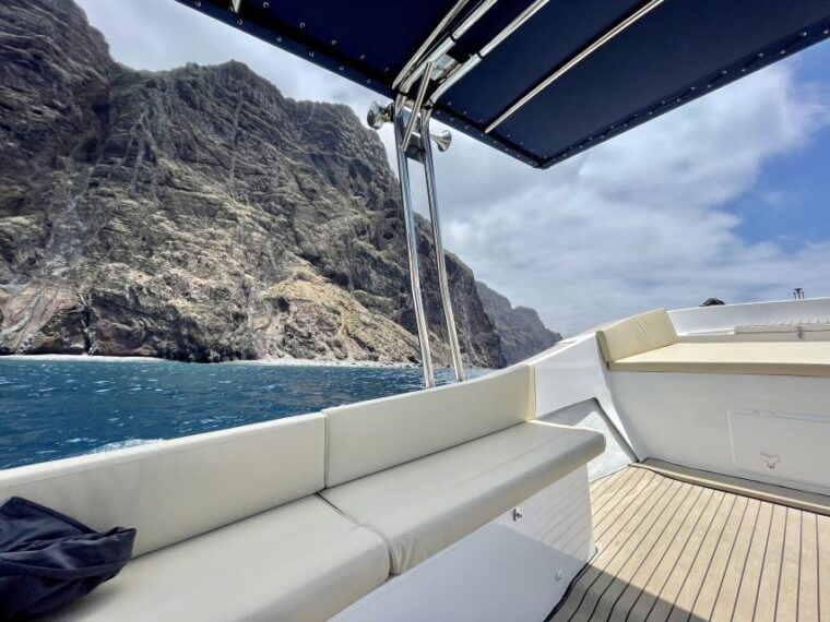 funchal-private-boat-tour-w-snorkel-paddleboard-up-11-pax