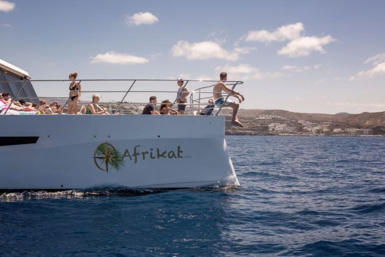 gran-canaria-fun-catamaran-cruise-with-food-and-drinks