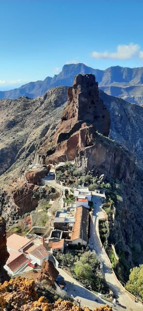 gran-canaria-tejeda-sacred-mountains-by-2-native-guides