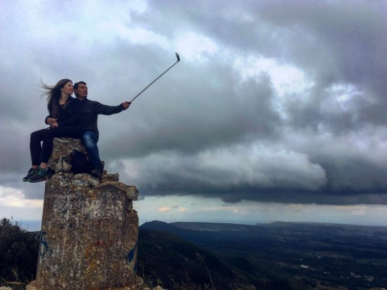 hiking-tour-to-the-highest-point-of-arrabida-mountain