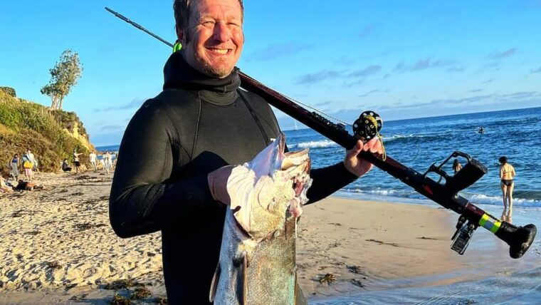 kelp-forest-spearfishing-adventure