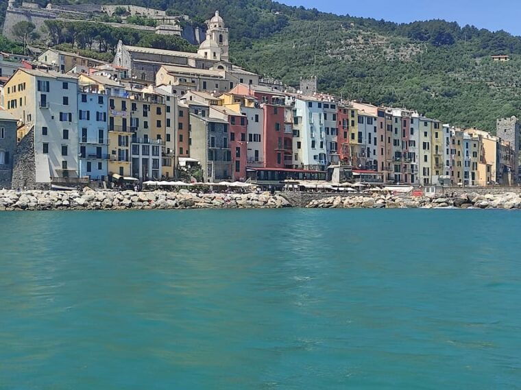 la-spezia-gulf-tour-lerici-palmaria-island-portovenere