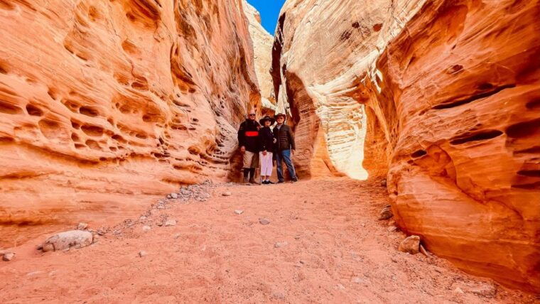 las-vegas-hoover-dam-valley-of-fire-boulder-city-day-tour