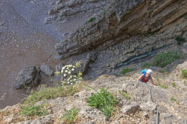 lisbon-or-sesimbra-guided-rock-climbing-tour-in-arrabida