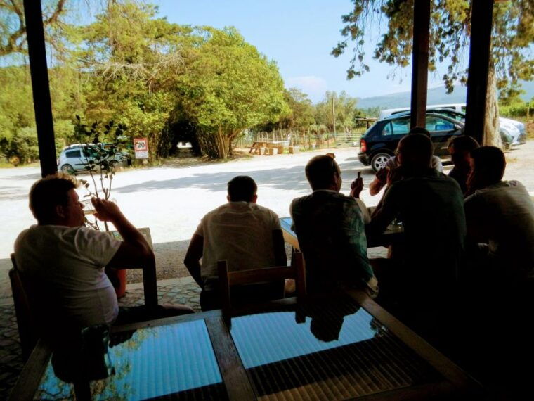 lisbon-surf-or-bodyboard-and-wine-tasting