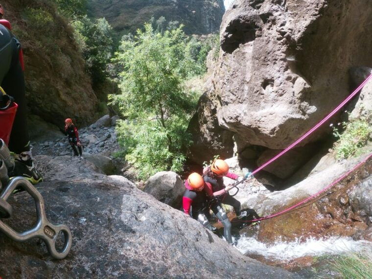 madeira-intermediate-level-2-canyoning-experience