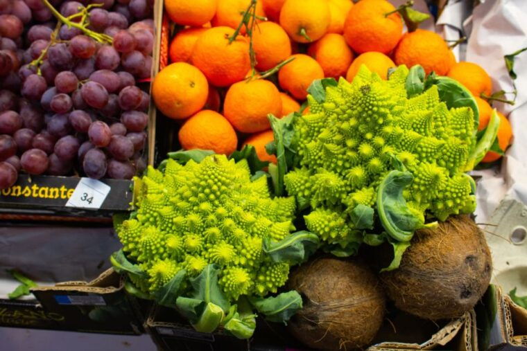 malaga-foodie-tour-of-atarazanas-market