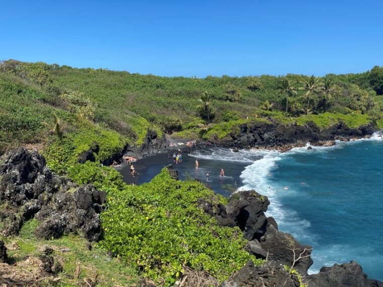 maui-road-to-hana-private-adventure-tour-with-luxury-suv
