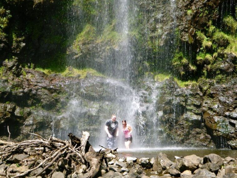 maui-road-to-hana-waterfalls-tour-with-lunch